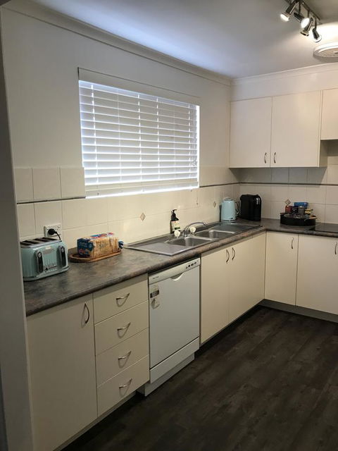 Central Tranquility Heart Of Orange - Mackay Tourism 9