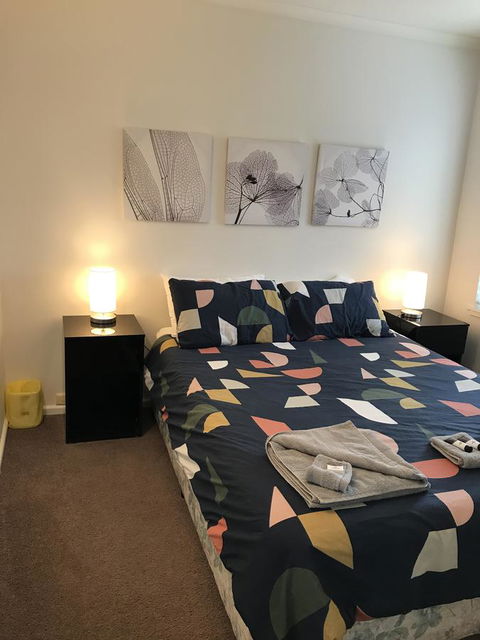 Central Tranquility Heart Of Orange - Mackay Tourism 16