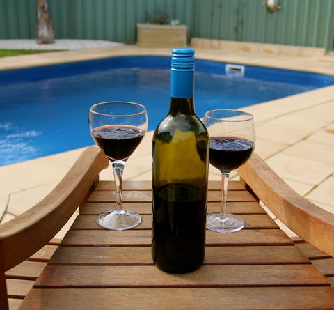 Lure Bed And Breakfast - Mackay Tourism 10