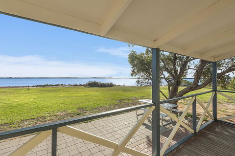 Port Broughton Tourist Park - Mackay Tourism 31