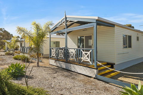 Port Broughton Tourist Park - Mackay Tourism 16
