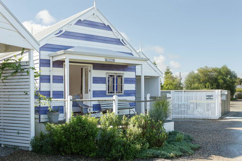 Beach Huts Middleton - Mackay Tourism 39