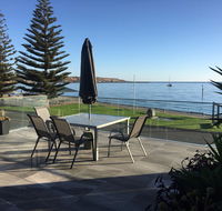 crystal blue apartment - Mackay Tourism