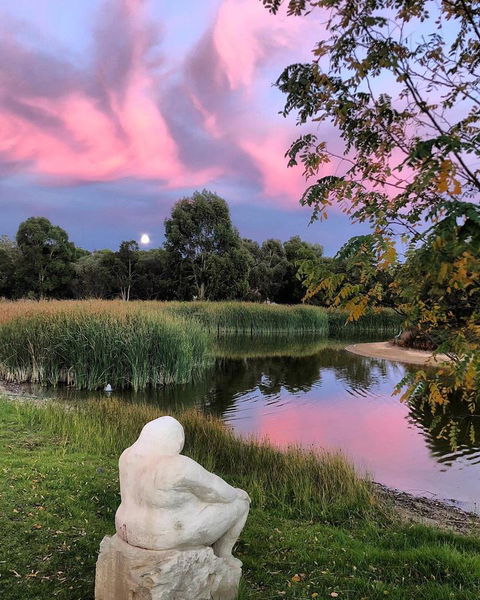 The Lake House Retreat - Mackay Tourism 22