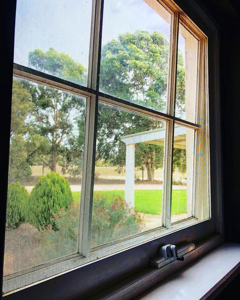 The Lake House Retreat - Mackay Tourism 18