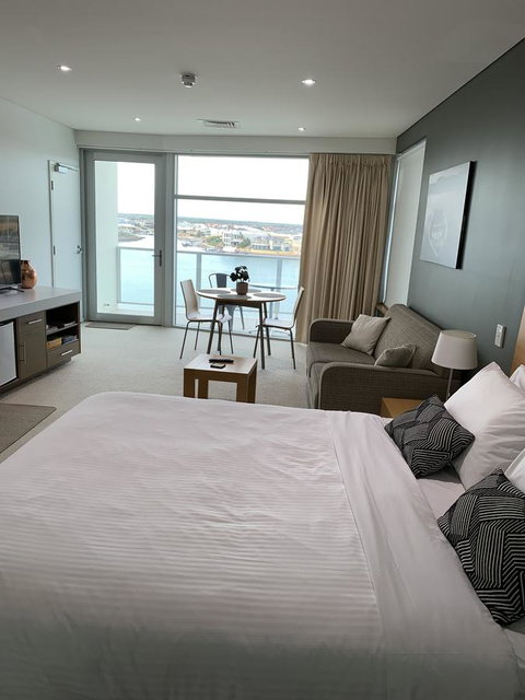 Wallaroo Marina Stayz - Mackay Tourism 4