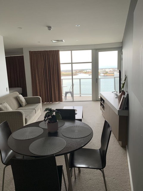 Wallaroo Marina Stayz - Mackay Tourism 8