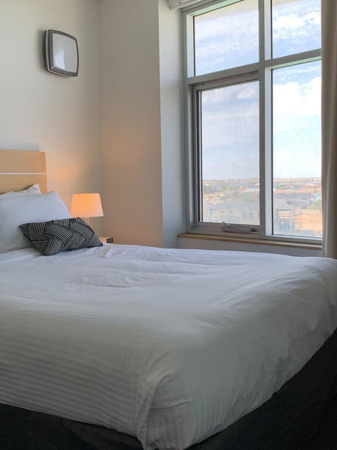 Wallaroo Marina Stayz - Mackay Tourism 21