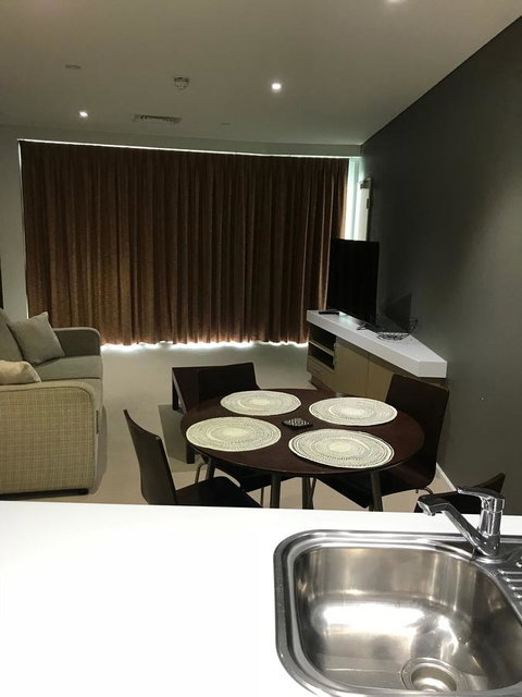 Wallaroo Marina Stayz - Mackay Tourism 20