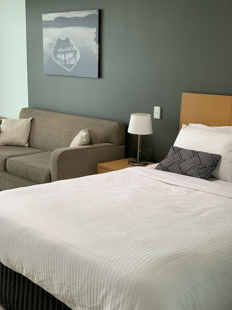 Wallaroo Marina Stayz - Mackay Tourism 5