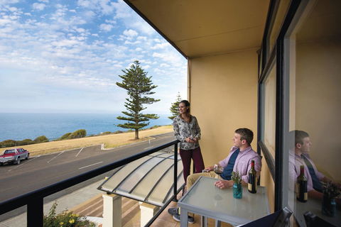 Kangaroo Island Seafront - Mackay Tourism 16