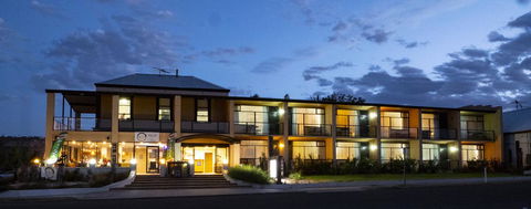 Kangaroo Island Seafront - Mackay Tourism 17