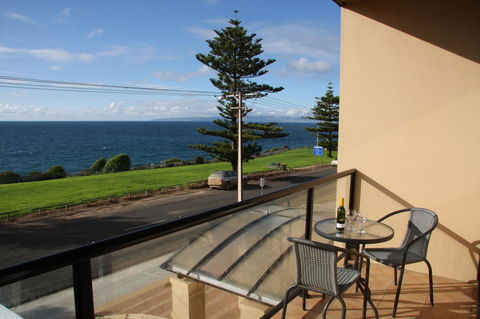 Kangaroo Island Seafront - Mackay Tourism 31