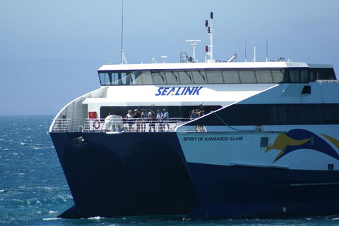 Kangaroo Island Seafront - Mackay Tourism 37
