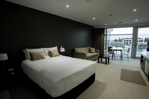 Wallaroo Marina Apartments - Mackay Tourism 36
