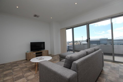 Wallaroo Marina Apartments - Mackay Tourism 26