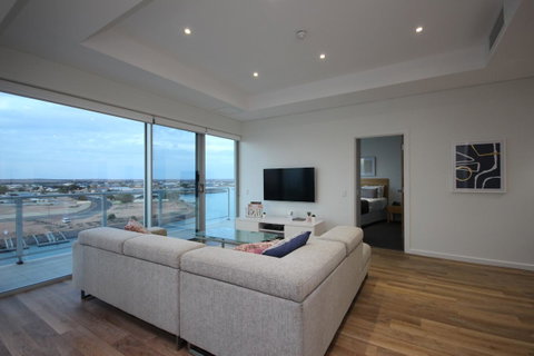 Wallaroo Marina Apartments - Mackay Tourism 3