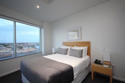 Wallaroo Marina Apartments - Mackay Tourism 17