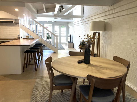 The Loft - Beautiful Central Barossa Apartment - Mackay Tourism 7