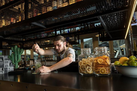 Atura Adelaide Airport - Mackay Tourism 21