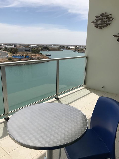 Ocean View Luxury Apartment & Suite - Mackay Tourism 6