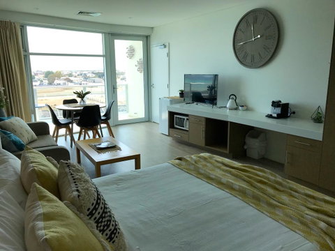 Ocean View Luxury Apartment & Suite - Mackay Tourism 13
