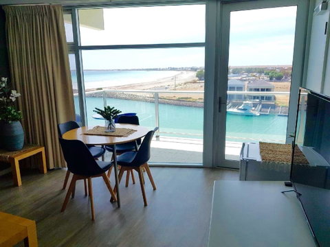 Ocean View Luxury Apartment & Suite - Mackay Tourism 5