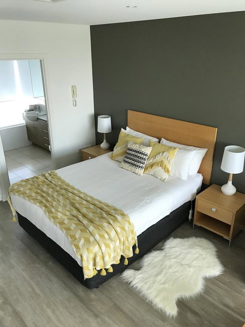 Ocean View Luxury Apartment & Suite - Mackay Tourism 28