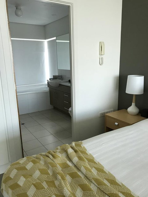 Ocean View Luxury Apartment & Suite - Mackay Tourism 19