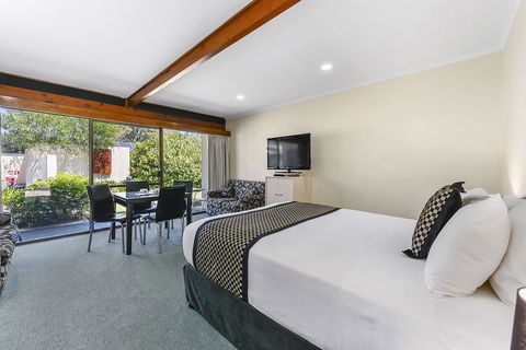 William Macintosh Motor Lodge - Mackay Tourism 31