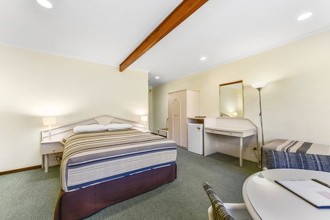 William Macintosh Motor Lodge - Mackay Tourism 23