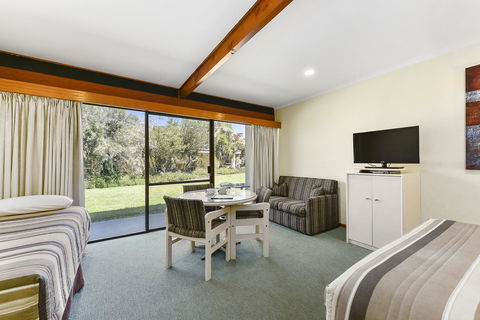 William Macintosh Motor Lodge - Mackay Tourism 24