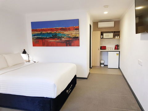 William Macintosh Motor Lodge - Mackay Tourism 6