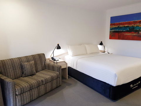 William Macintosh Motor Lodge - Mackay Tourism 7