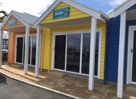 Port Lincoln Shark Apartment 1 - Mackay Tourism 2