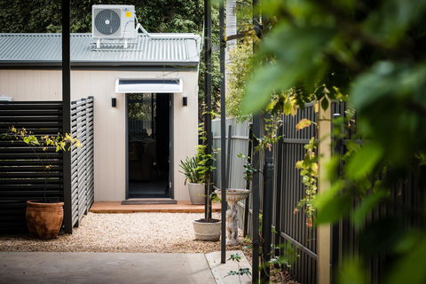 McLaren Vale Getaway - Mackay Tourism 17