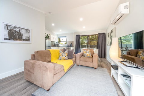 McLaren Vale Getaway - Mackay Tourism 10