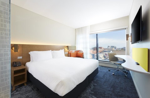 Holiday Inn Express Adelaide City Centre, An IHG Hotel - Mackay Tourism 0