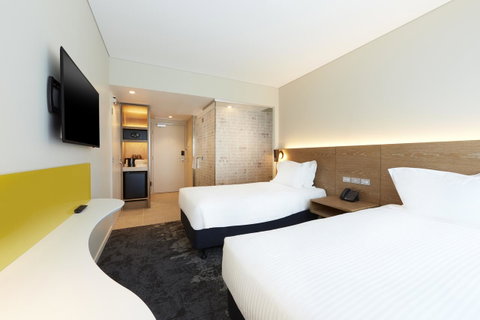 Holiday Inn Express Adelaide City Centre, An IHG Hotel - Mackay Tourism 5