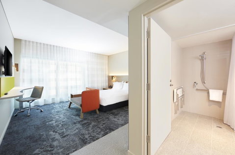 Holiday Inn Express Adelaide City Centre, An IHG Hotel - Mackay Tourism 11