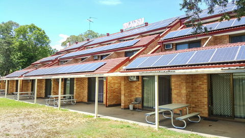 Windsor Terrace Motel - Mackay Tourism 13