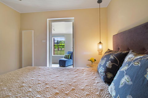 Stonewell Cottages And Vineyards - Mackay Tourism 19