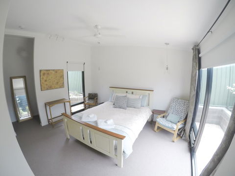 Sinclair Eco House - Mackay Tourism 8