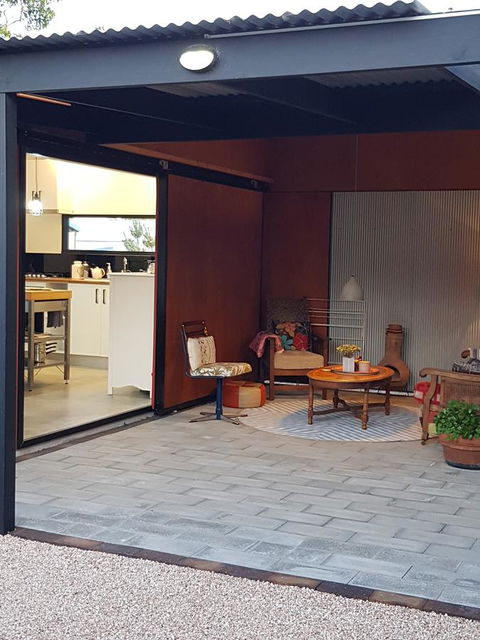Sinclair Eco House - Mackay Tourism 3