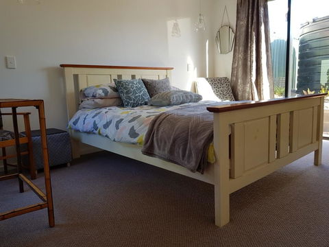 Sinclair Eco House - Mackay Tourism 30