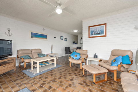 Sun & Surf Aldinga Beach Apartment - Mackay Tourism 2