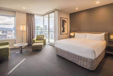 Pullman Adelaide - Mackay Tourism 5