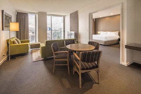 Pullman Adelaide - Mackay Tourism 6