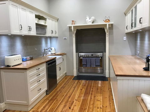 Ambrosia Holiday Home - Mackay Tourism 8