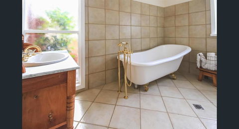 Ambrosia Holiday Home - Mackay Tourism 9
